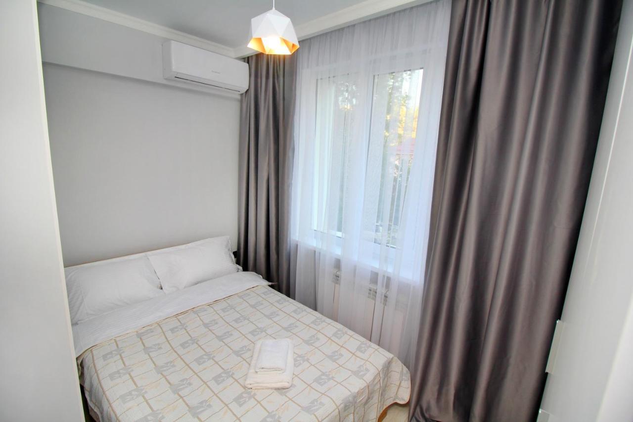 Cozy Studio In The Best Area! 5 Alma-Ata Exteriör bild